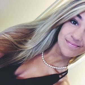 Meet your Posher, Gabrielle